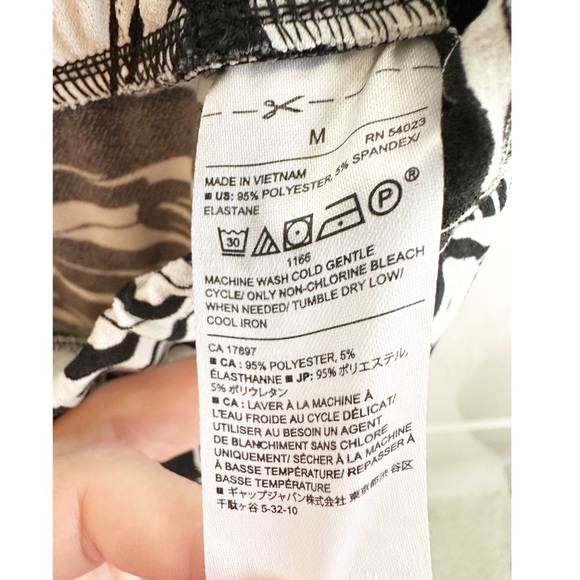 Banana Republic Factory High Rise Wide Leg Cropped Pants Medium Black White - Picture 6 of 6